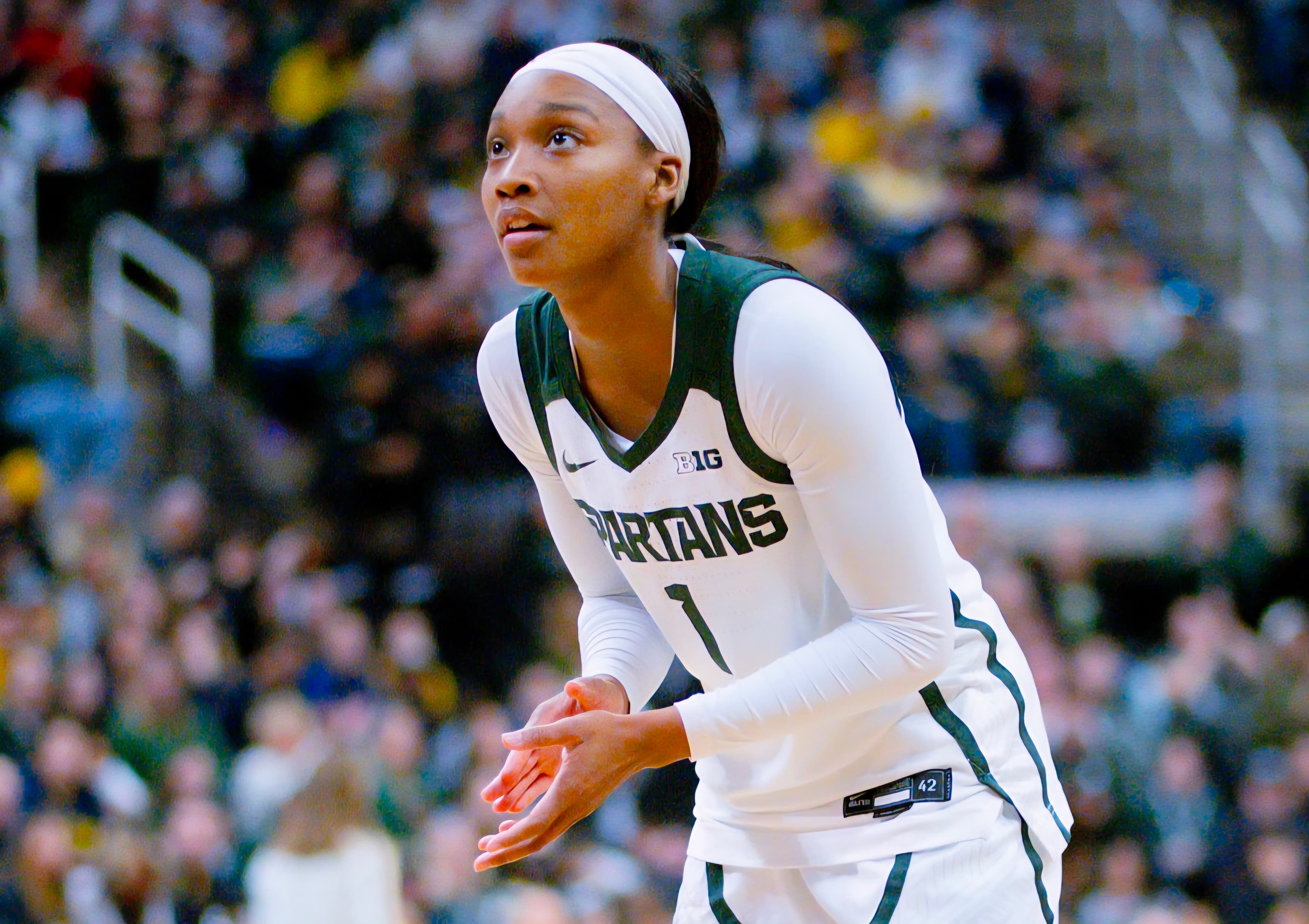 Spartans seize control after halftime, down No. 23 Gophers